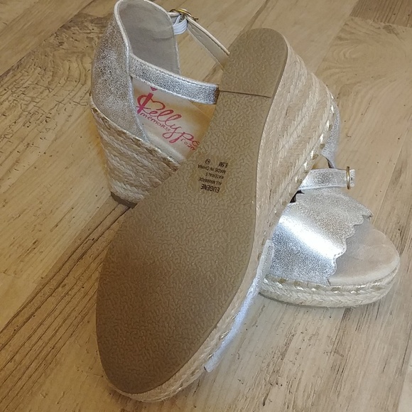 NEW Jellypop Memory Foam Metallic Espadrille Wedge Sandals - Picture 6 of 8